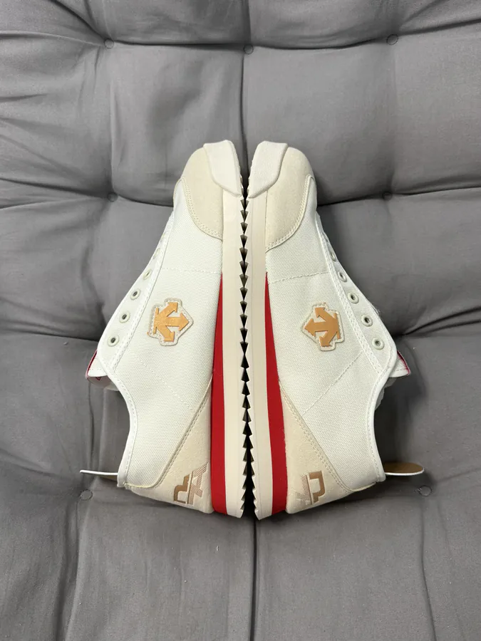 250 CON One Piece Sneaker