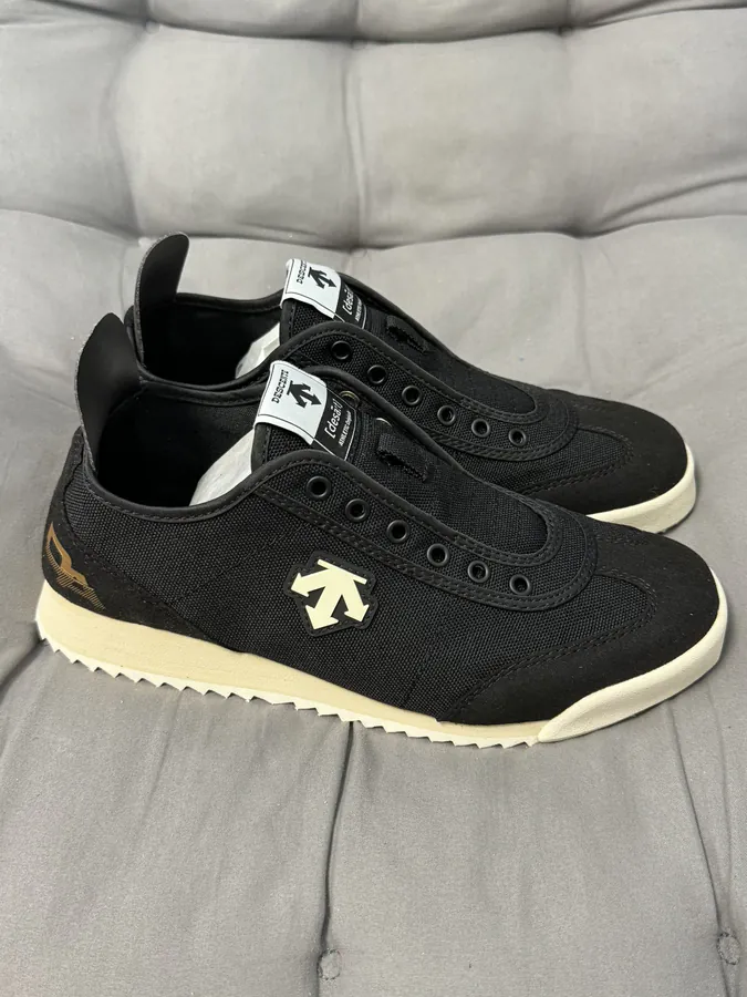 250 Con One Size Sporty Leather Sole