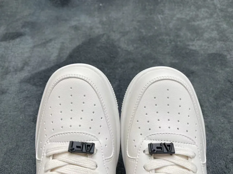 Shoe visual reference image