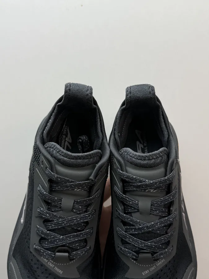 Altra Olympus 6 Black