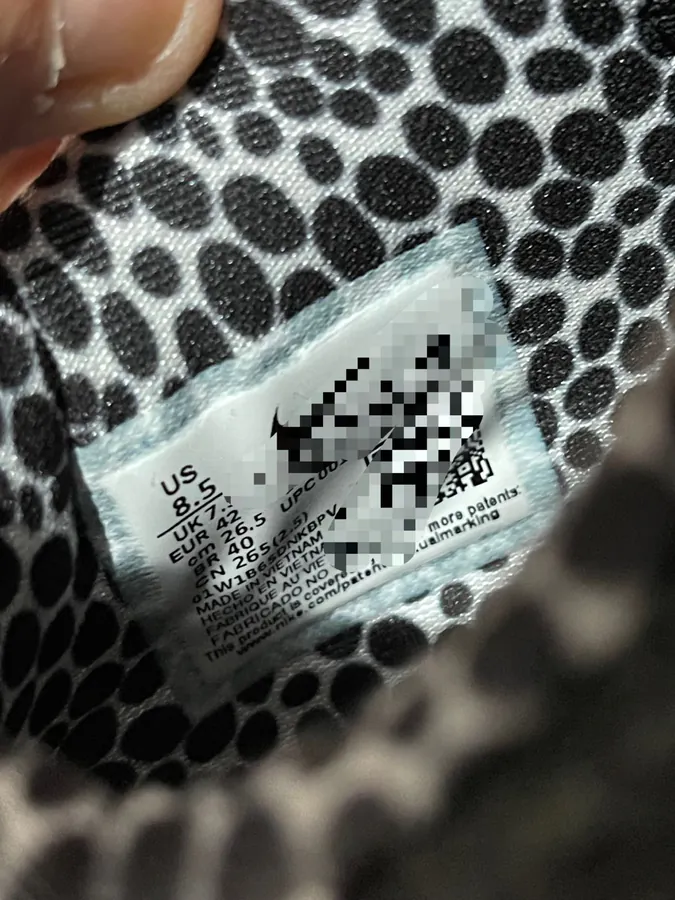 Kobe 6 Mamba Tribute Shoe Black and White Angel