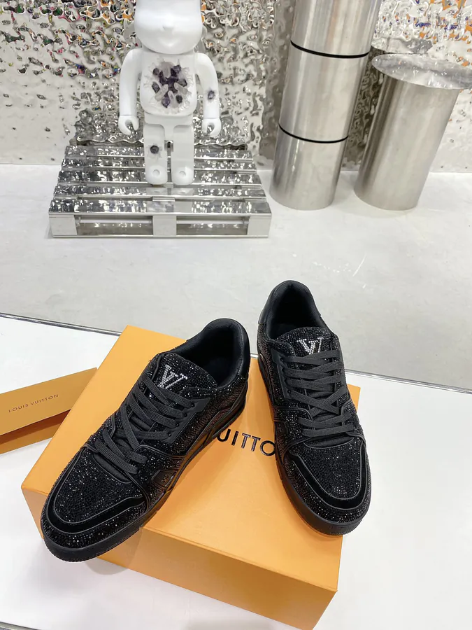 2023 Louis Vuitto Trainer Sparkling Diamond Edition