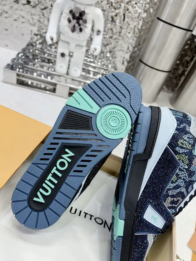 2023 Louis Vuitto Trainer Sparkling Diamond Edition