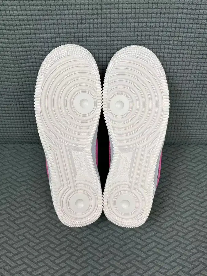 Nike Air Force 1 Low Sakura Pink