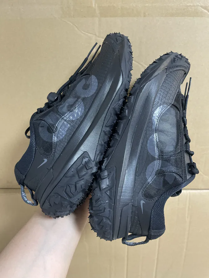 ACG Mountain Fly 2 LOW Black Warrior