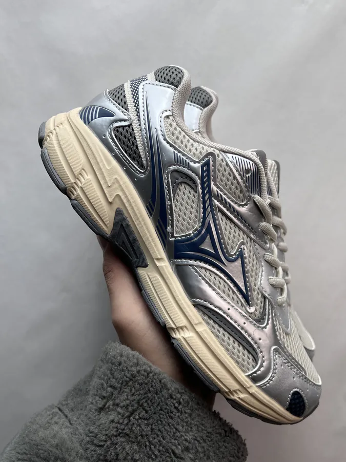Mizuno Speed 2K Silver Gray