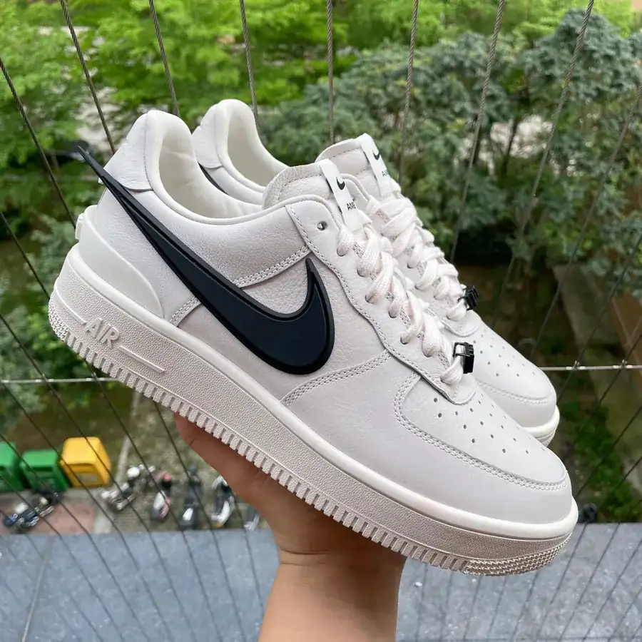 AMBUSH x NK Air Force 1 Low Collaborative Large Hook Color