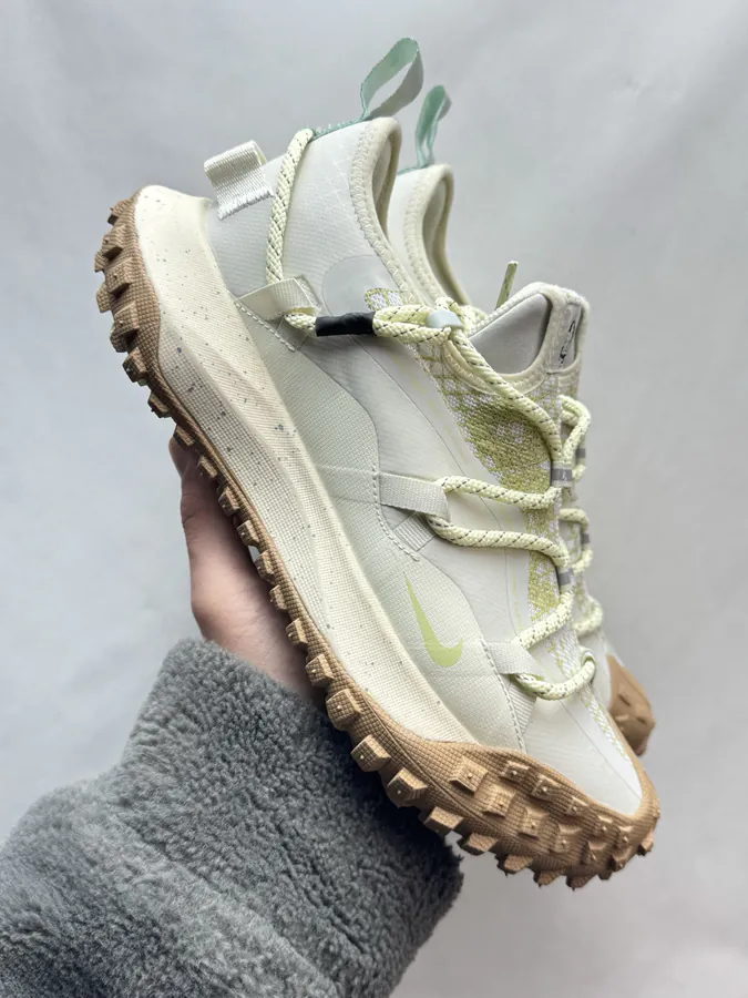 ACG Mountain Fly Low GTX SE Nephrite Green