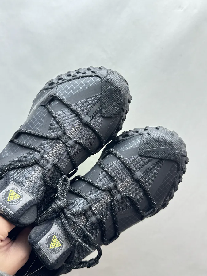 ACG Mountain Fly Low GTX SE Black