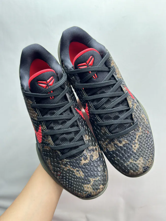Kobe 6 Manba Foundation Black Red