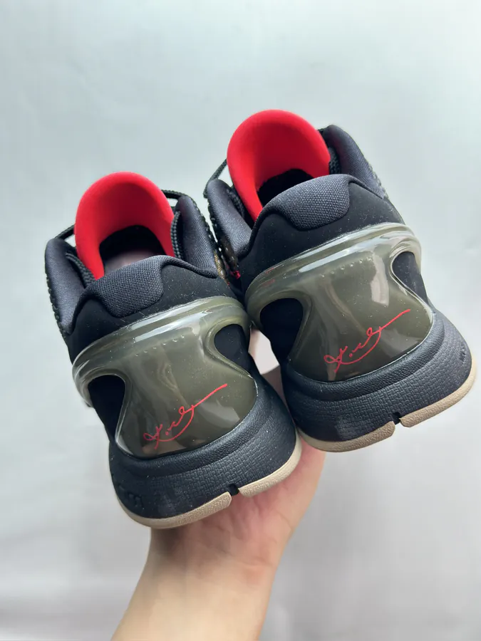 Kobe 6 Manba Foundation Black Red
