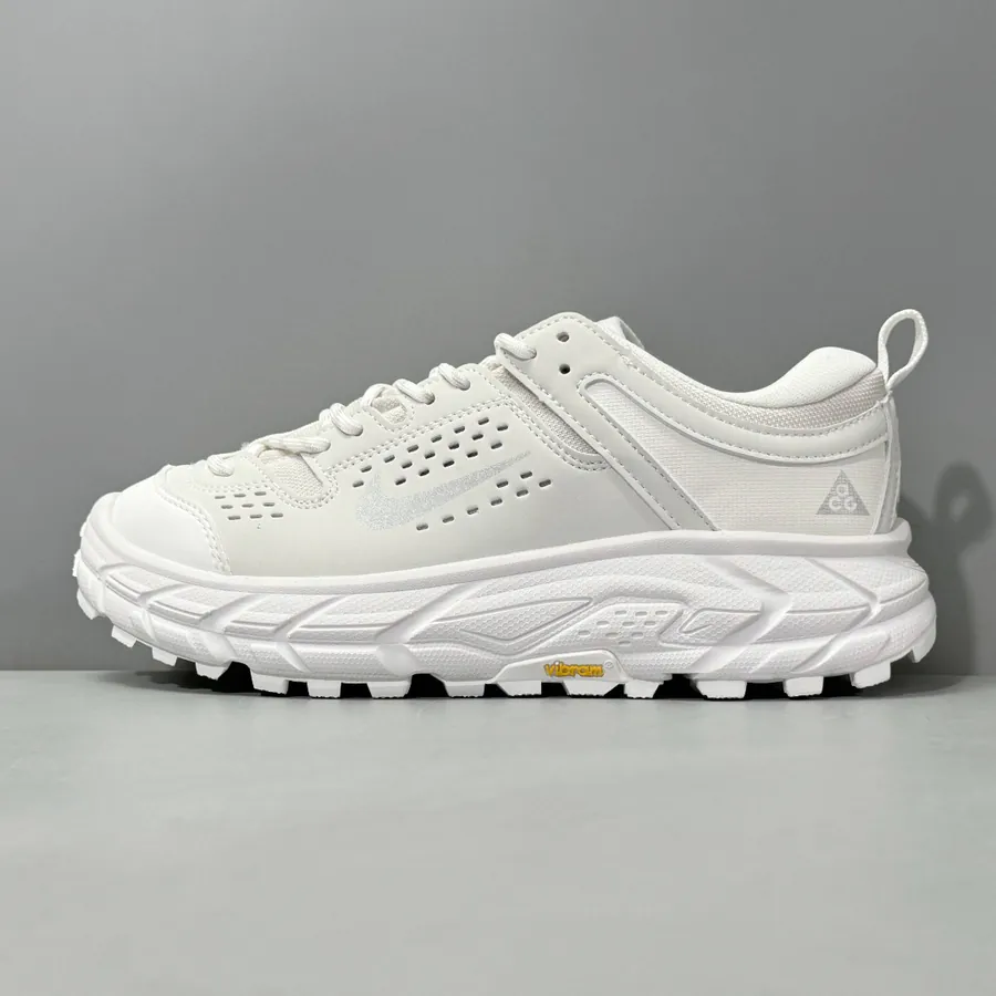 ACG Mountain Fly 2 Low White