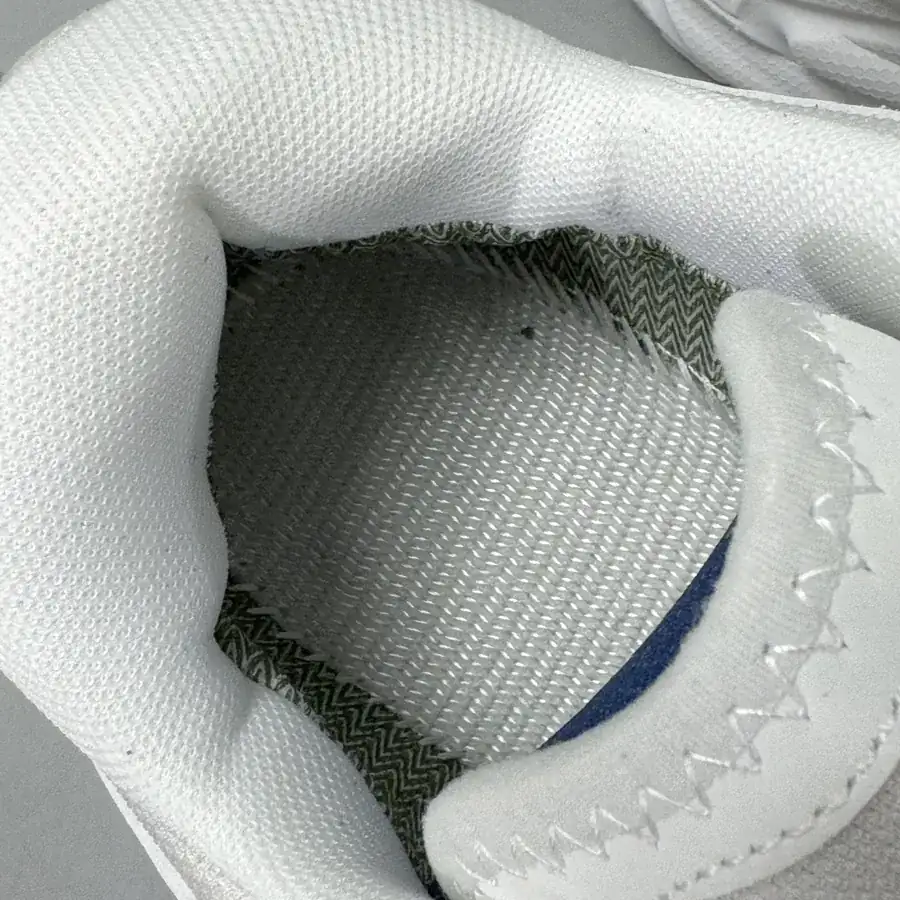 ACG Mountain Fly 2 Low White