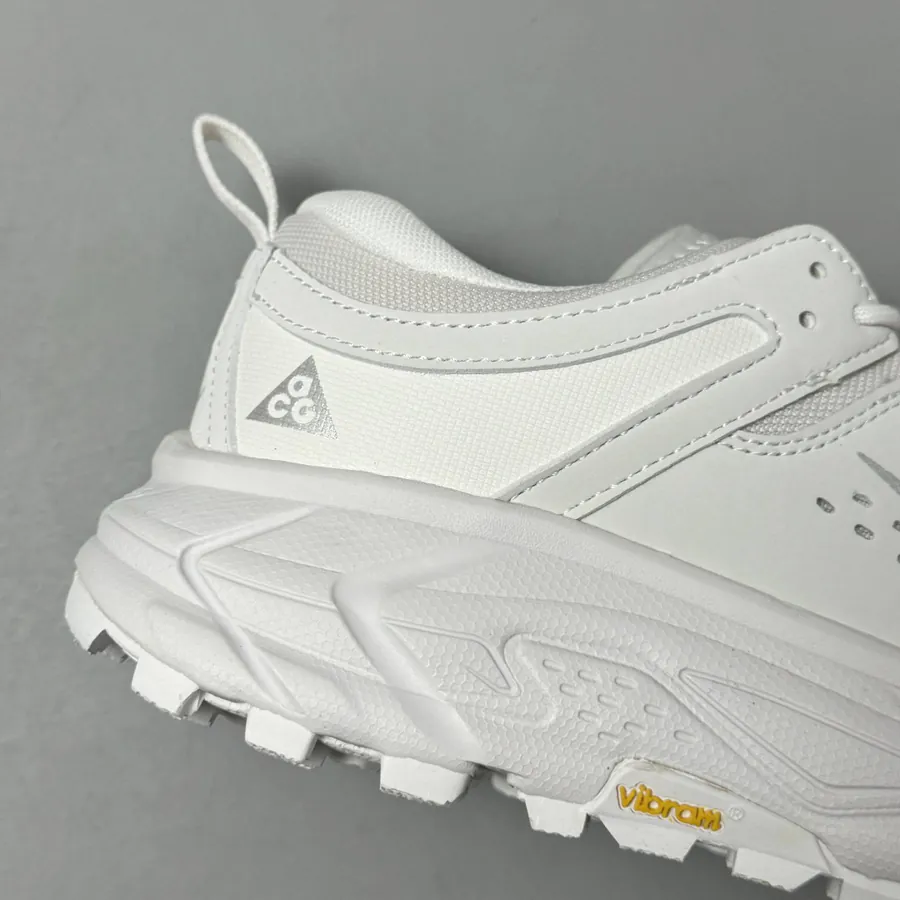 ACG Mountain Fly 2 Low White
