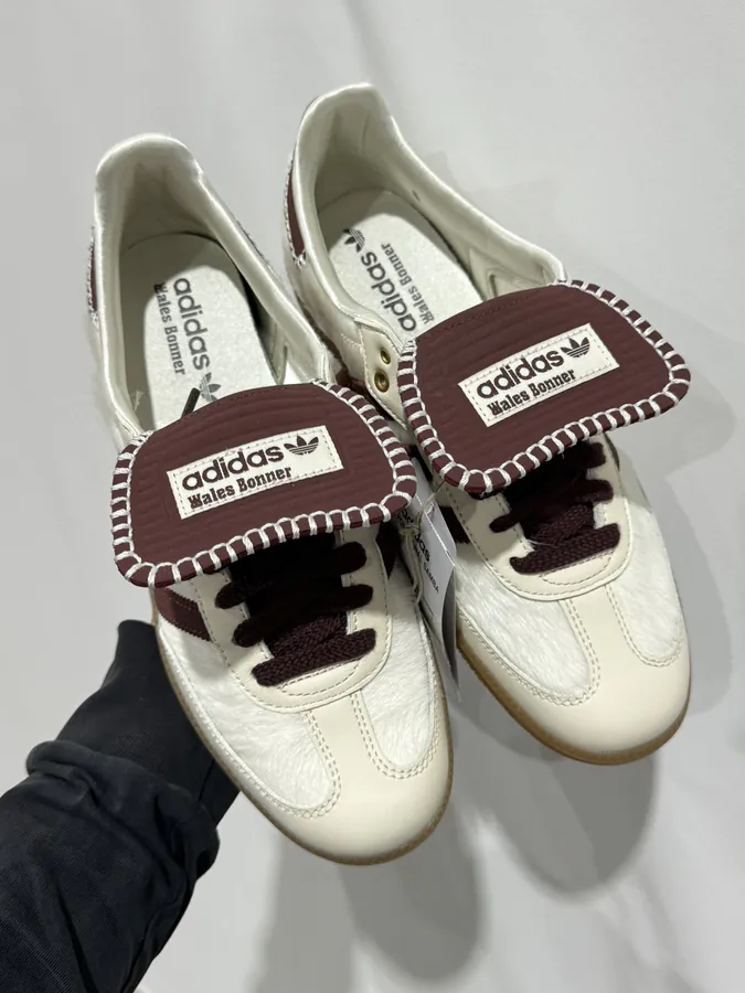 Wales xSamba White Brown