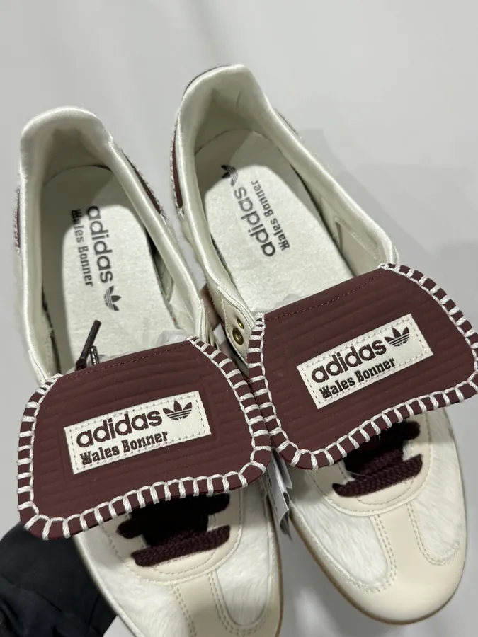 Wales xSamba White Brown