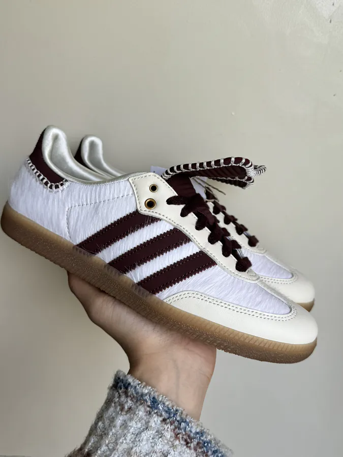 Wales x Samba White Brown