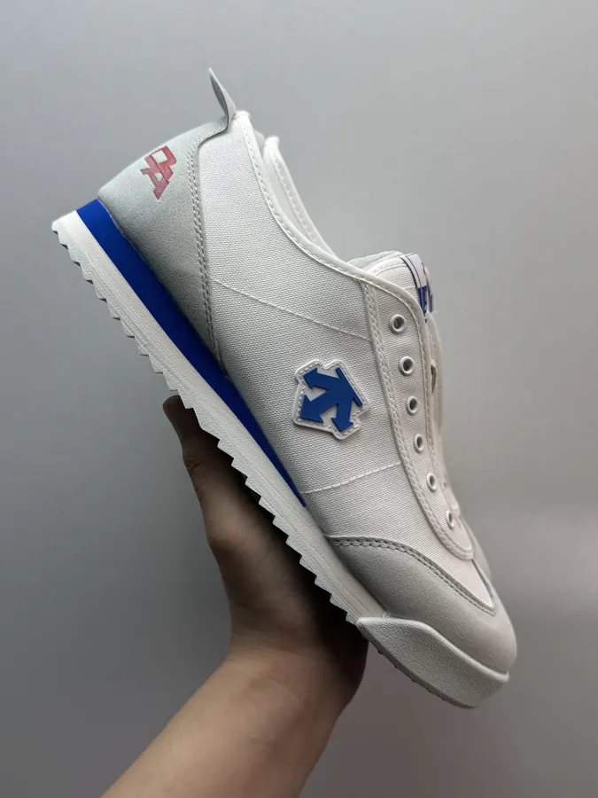 Con Blue White Sneaker