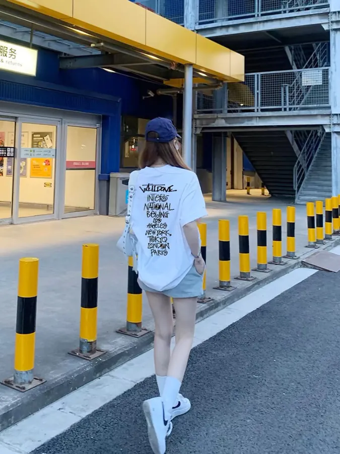 WELLDONE Original Logo Print Short Sleeve T Shirt