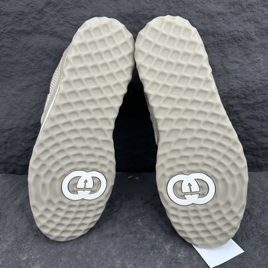 Lido Series Ladies and Men's Sandals with Grained Calfskin