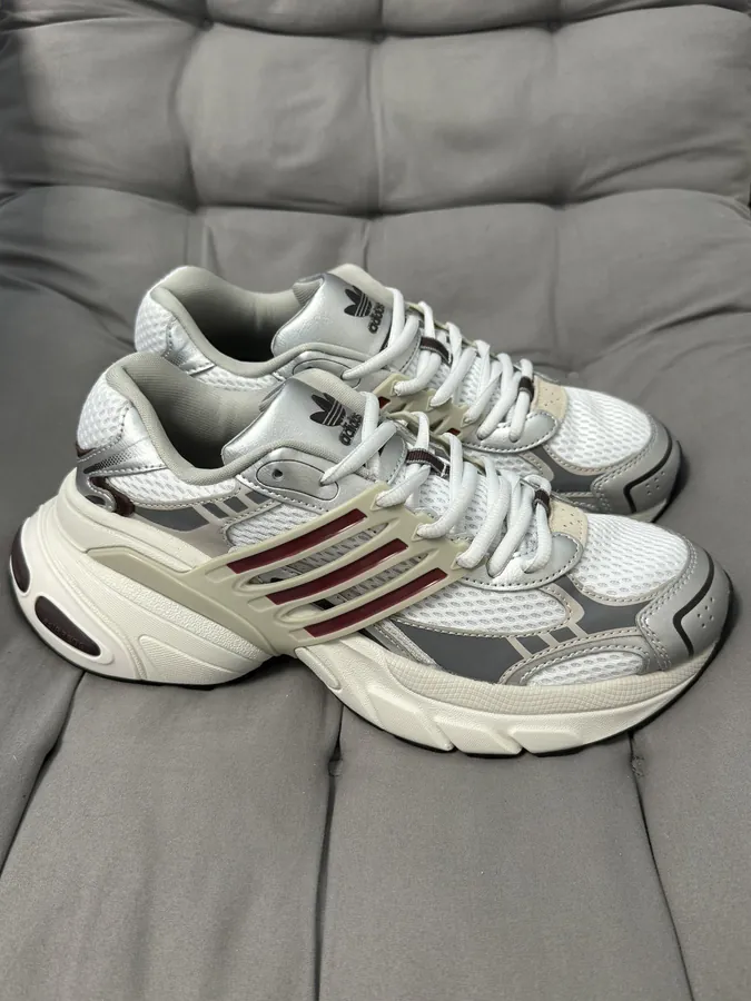 Tra Series 3XL Plus Runner Deluxe Sneaker