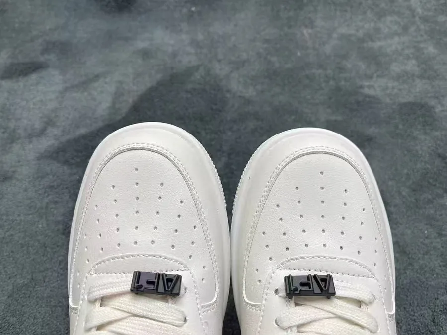 Ambush Air Force Black and Beige