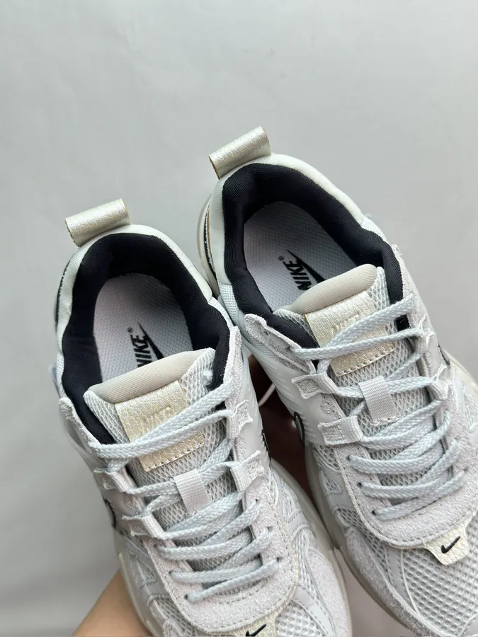 Shoe visual reference image