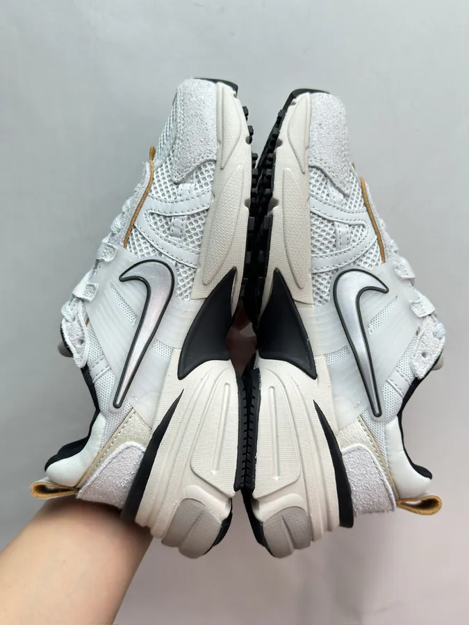 Shoe visual reference image