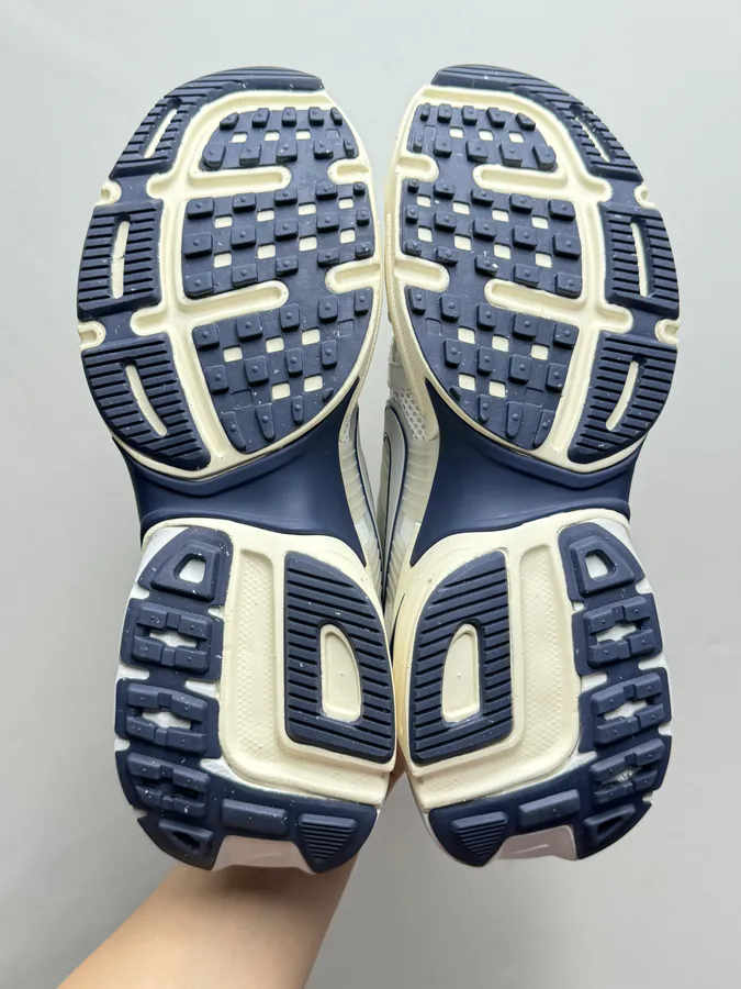 Shoe visual reference image