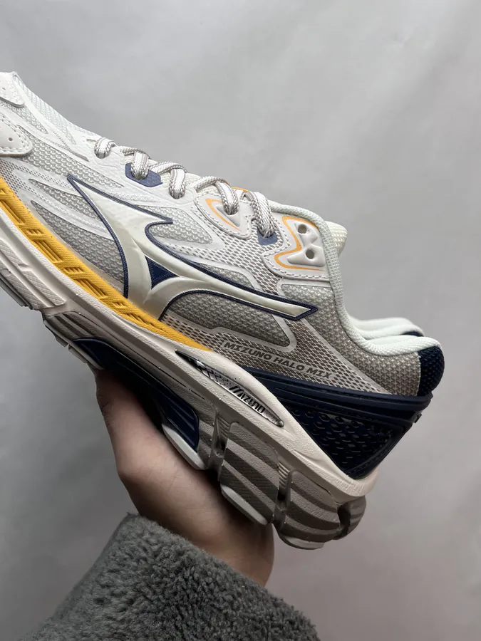 Mizuno Halo Mix Outdoor Running Shoes