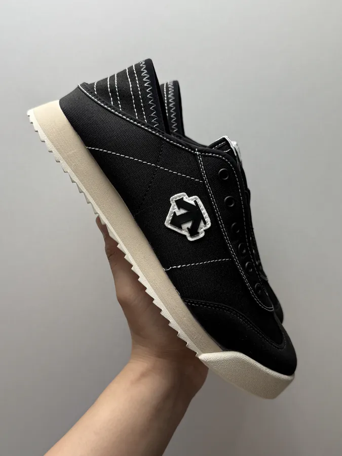 Con Black Sleek Shoe Ring, Premium Quality