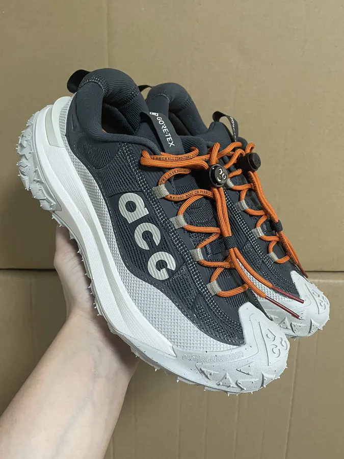 ACG Mountain Fly 2 Low Gore Tex Men's Hiking Boots