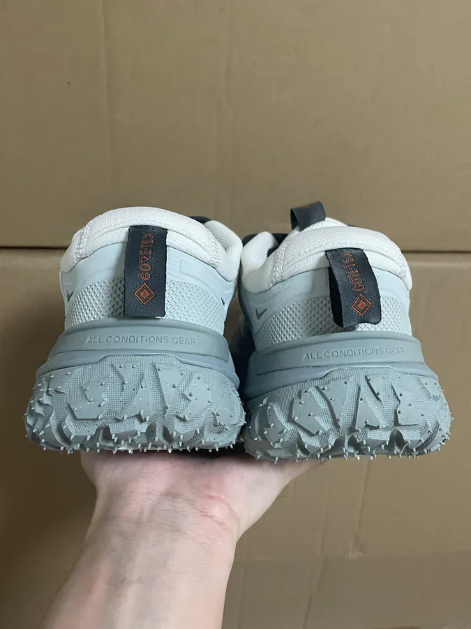 ACG Mountain Fly 2 LOW Green Gray