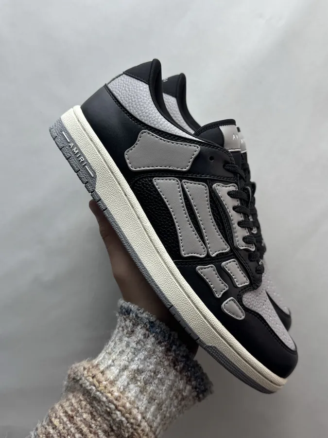 AMIRI Skel Top Low in Black and Grey