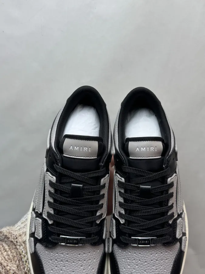 AMIRI Skel Top Low in Black and Grey