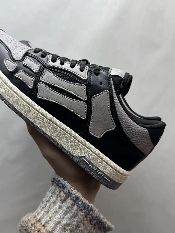 AMIRI Skel Top Low in Black and Grey