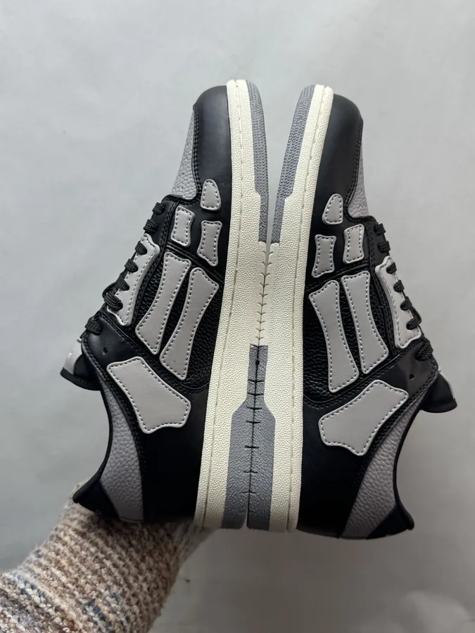 AMIRI Skel Top Low in Black and Grey