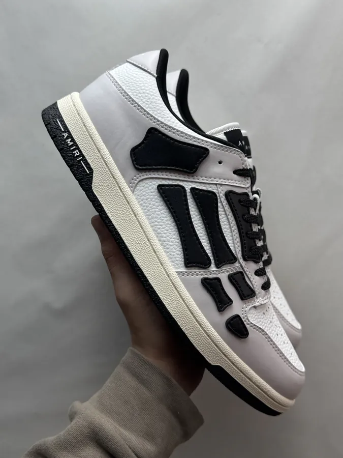 AMIRI Skel Top Low in White and Gray