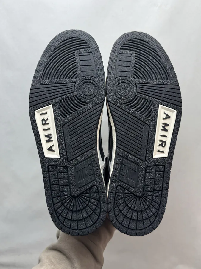 AMIRI Skel Top Low in White and Gray