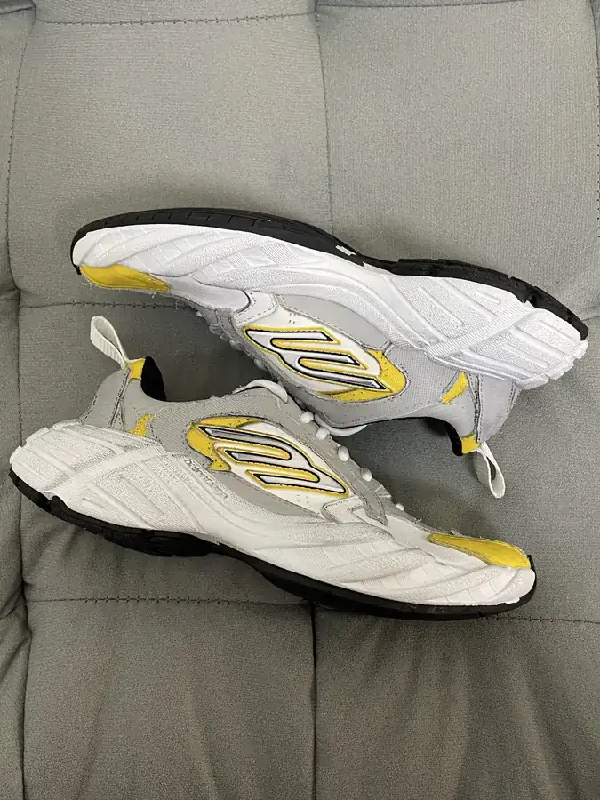 Monday Leather Round Toe Laces Low Top Casual Shoes for Men