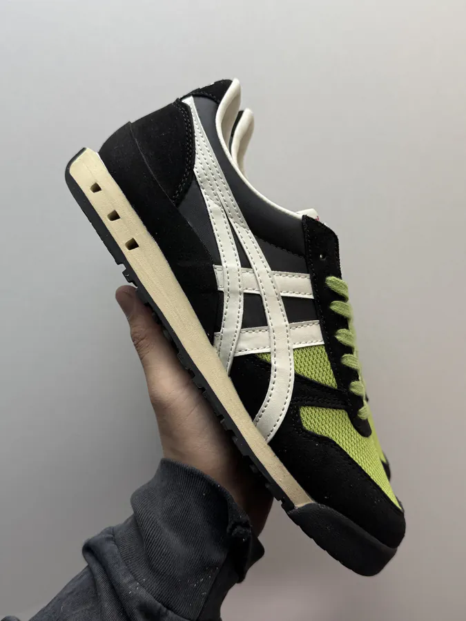 Onitsuka Tiger Ultimate 81 Nm White, Black, Green