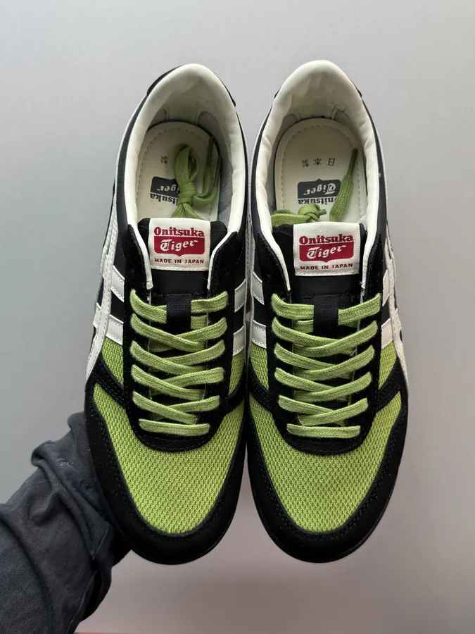Onitsuka Tiger Ultimate 81 Nm White, Black, Green
