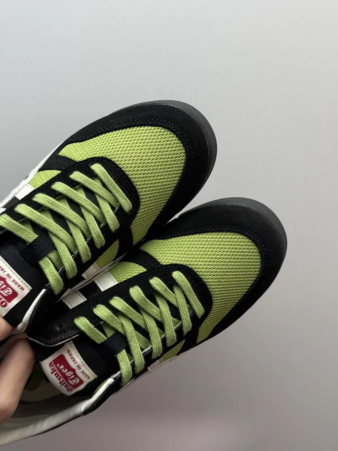 Onitsuka Tiger Ultimate 81 Nm White, Black, Green