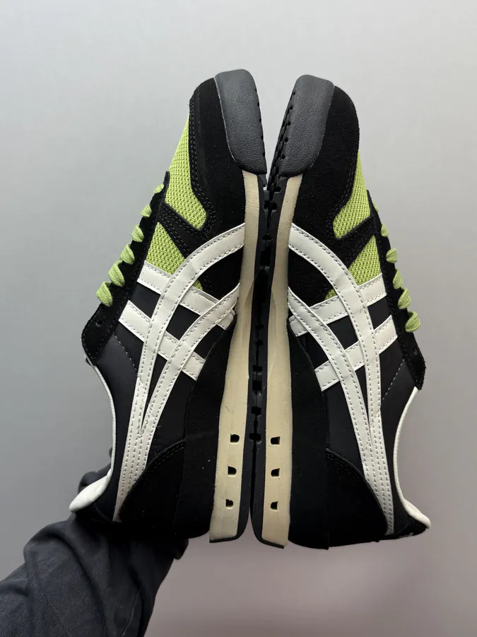 Onitsuka Tiger Ultimate 81 Nm White, Black, Green