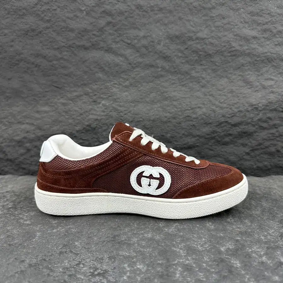 Lido Series Interlocking Sneakers for Men and Women
