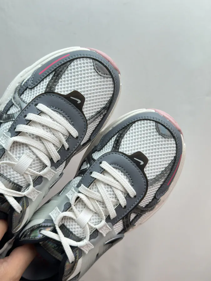 LW Original High Top Sneaker with V2K Technology