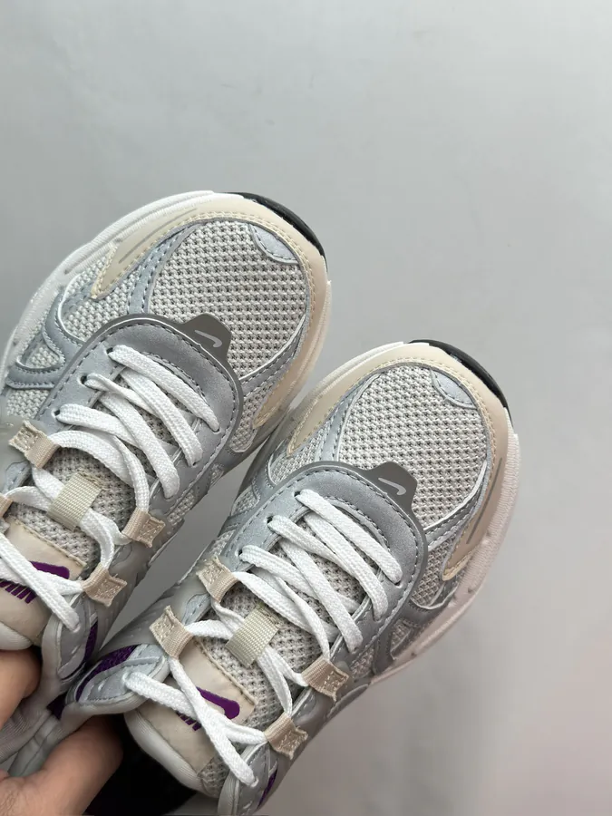 Shoe visual reference image