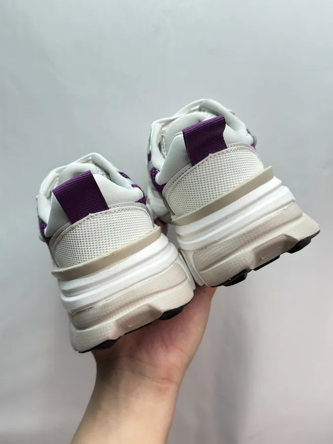 Shoe visual reference image