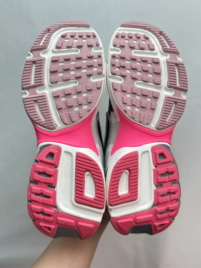 Shoe visual reference image