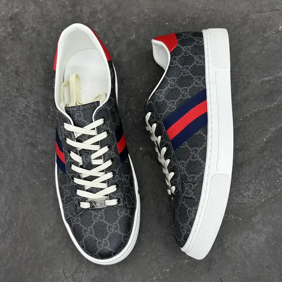 Ace Series Canvas Sneakers with Red Blue Straps